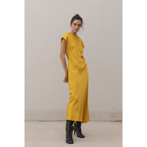 robe Tara